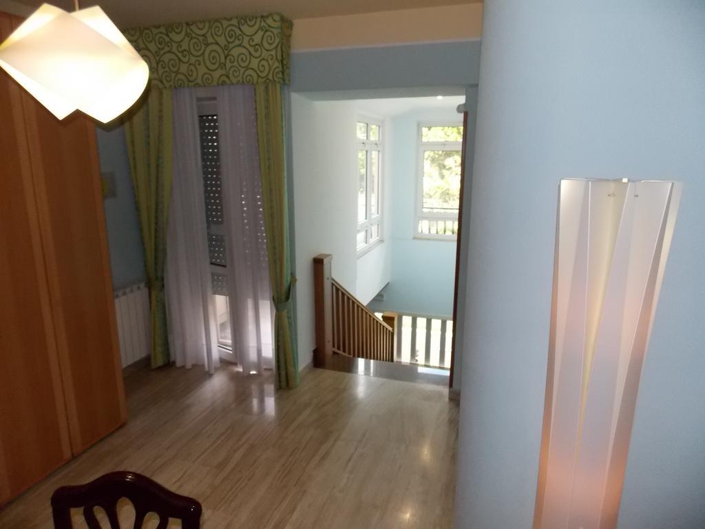 Hotel Villa Aurora Latina Buitenkant foto