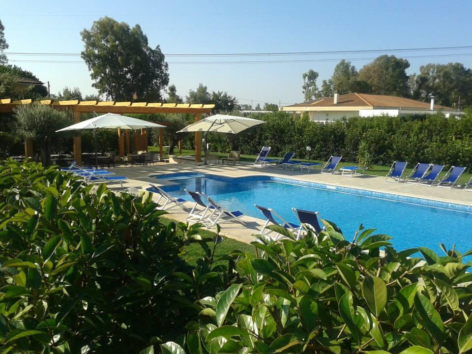 Hotel Villa Aurora Latina Buitenkant foto