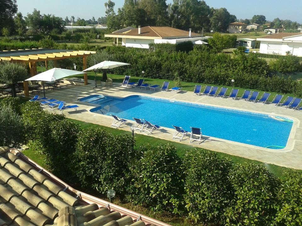 Hotel Villa Aurora Latina Buitenkant foto