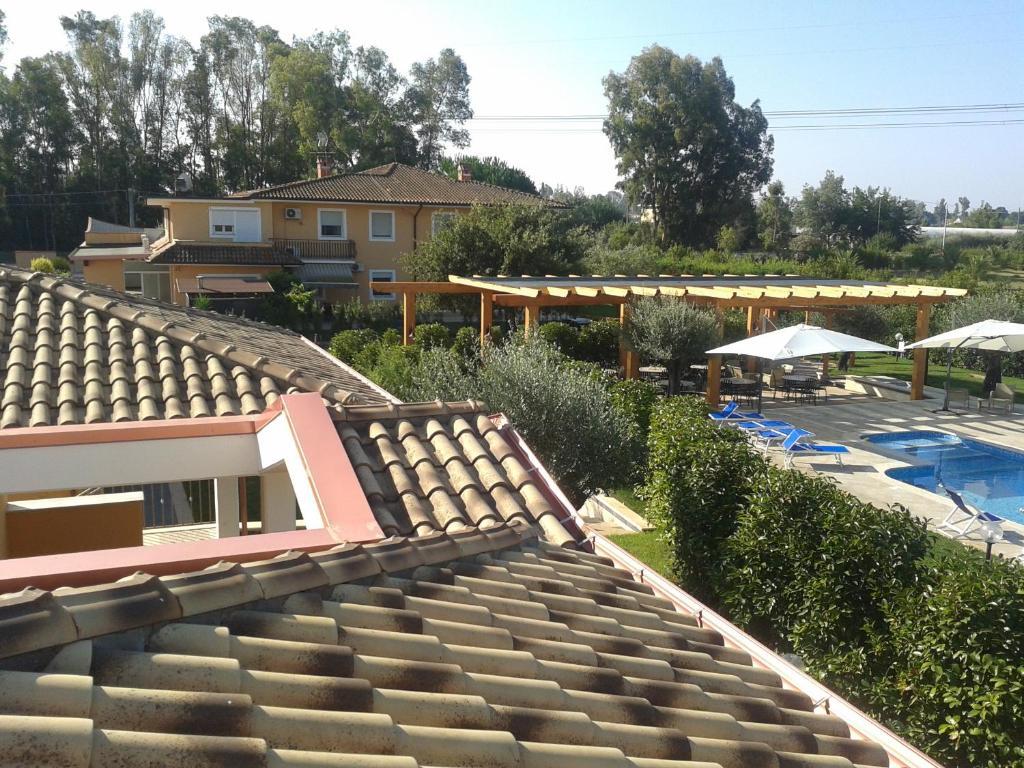 Hotel Villa Aurora Latina Buitenkant foto