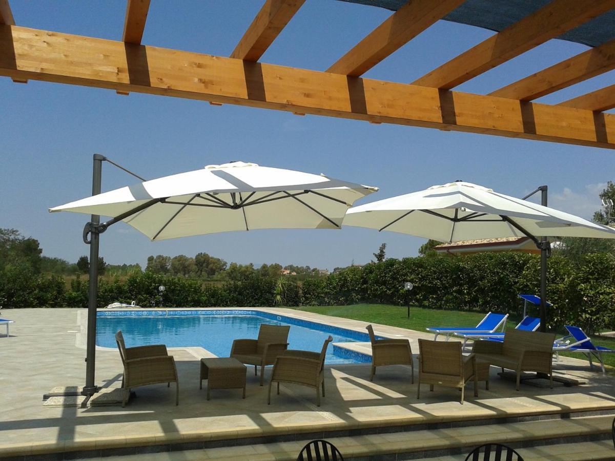 Hotel Villa Aurora Latina Buitenkant foto